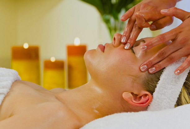 Indian Ayurvedic Face Massage